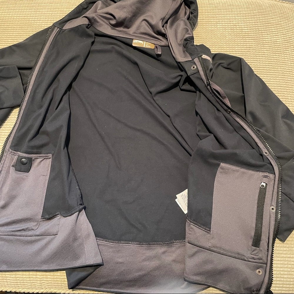 GoLite Women’s Lightweight Travel Jacket - Picture 5 of 7